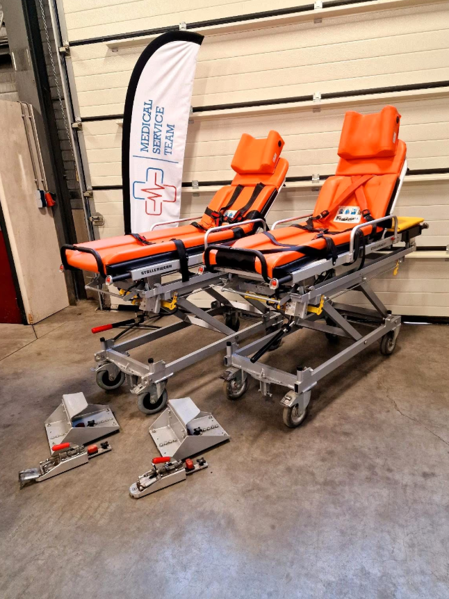 Fahrtrage Stollenwerk 3002 – inkl. AMF Bruns Bodenverriegelung