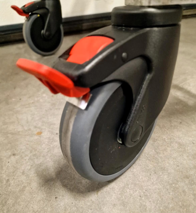 Fahrtrage Stollenwerk Modell 3006 – neuwertig und sofort einsatzbereit