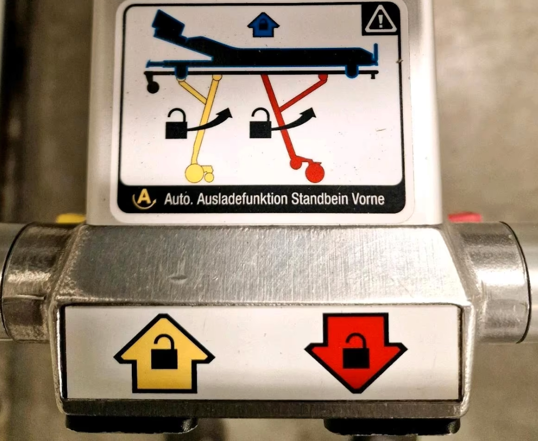 Fahrtrage Stollenwerk Modell 3006 – neuwertig und sofort einsatzbereit