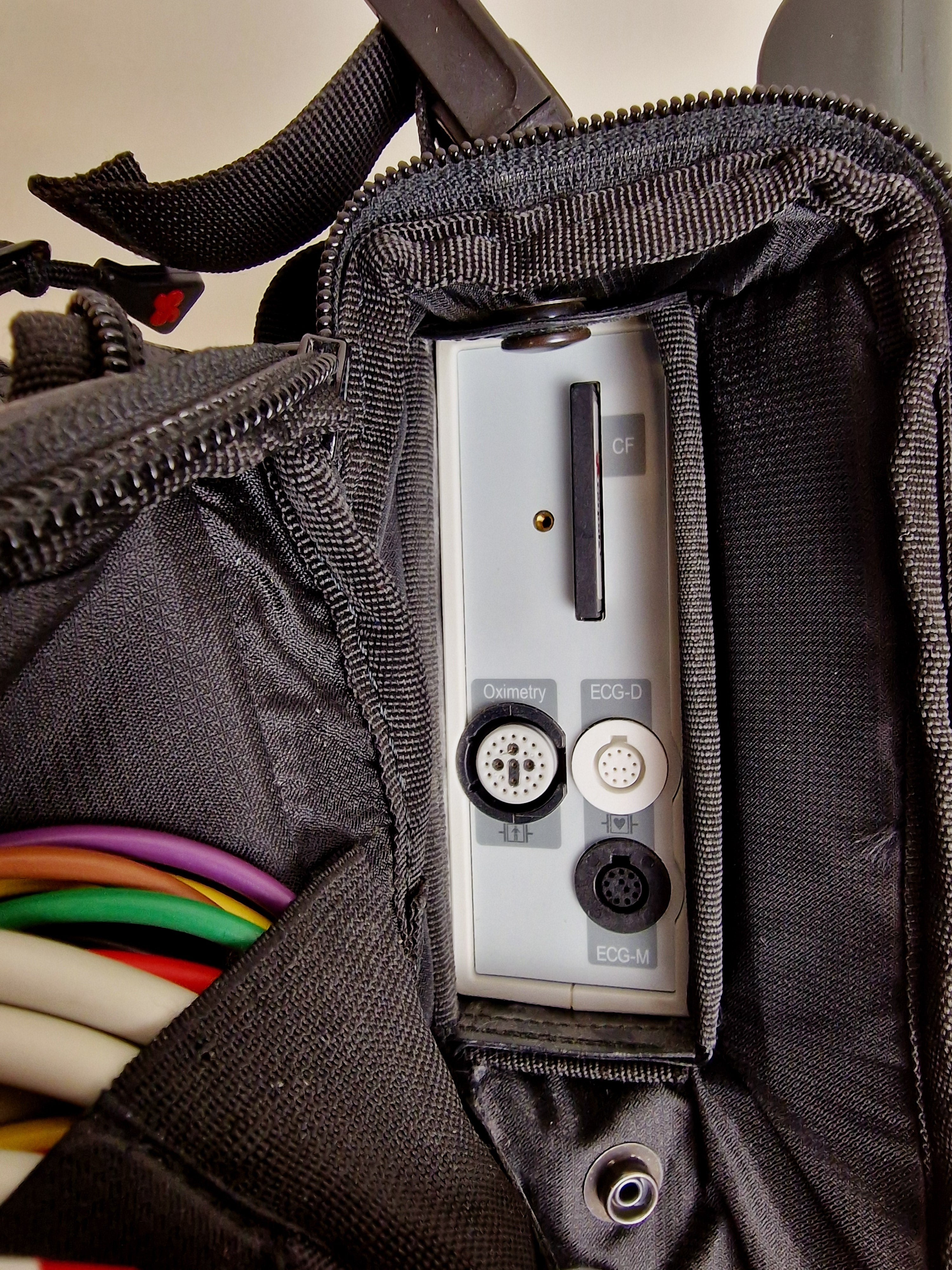 Corpuls³ Defibrillator / Patientenmonitor