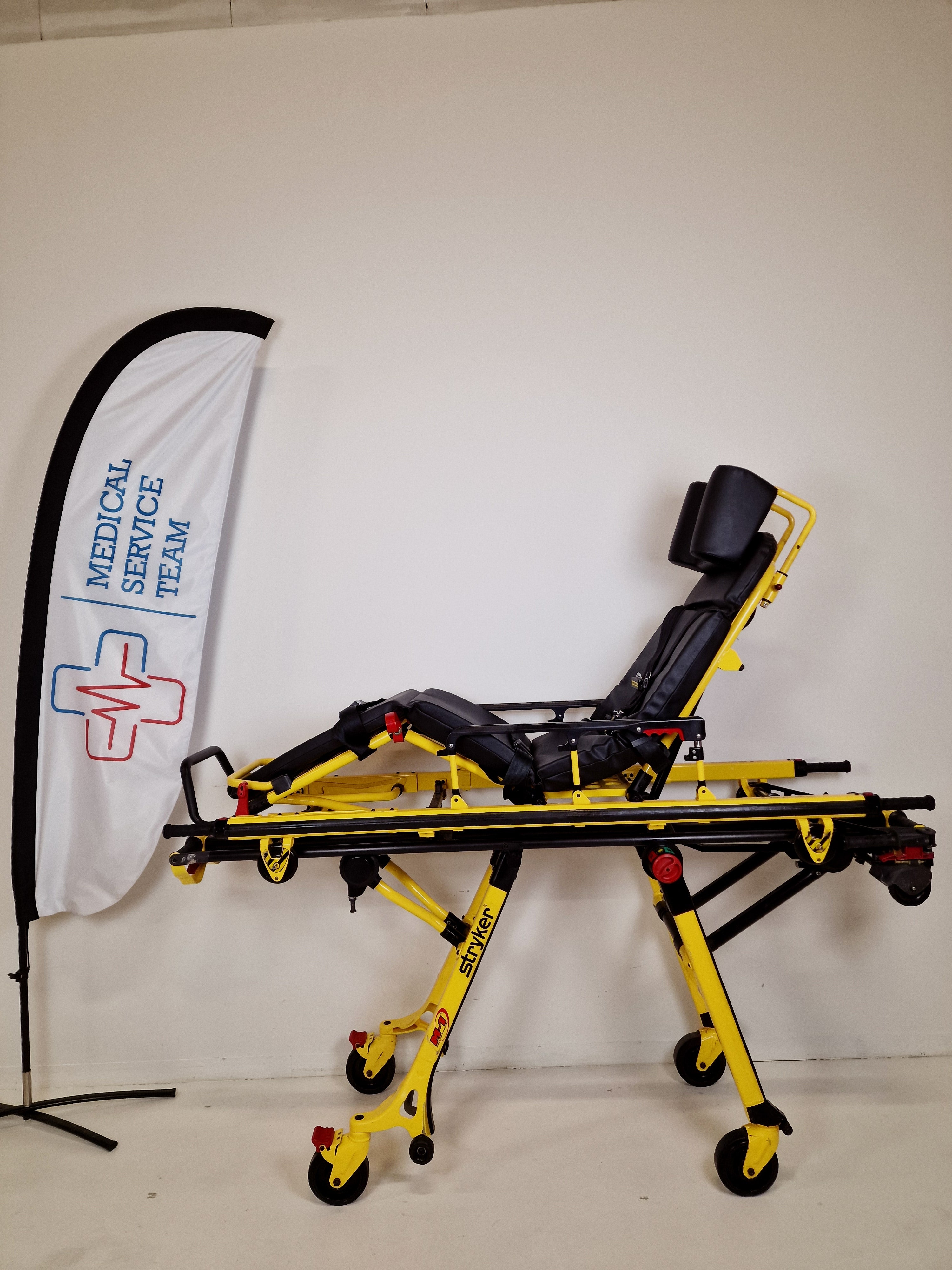 Stryker M1, krankentrage & Notfalltrage