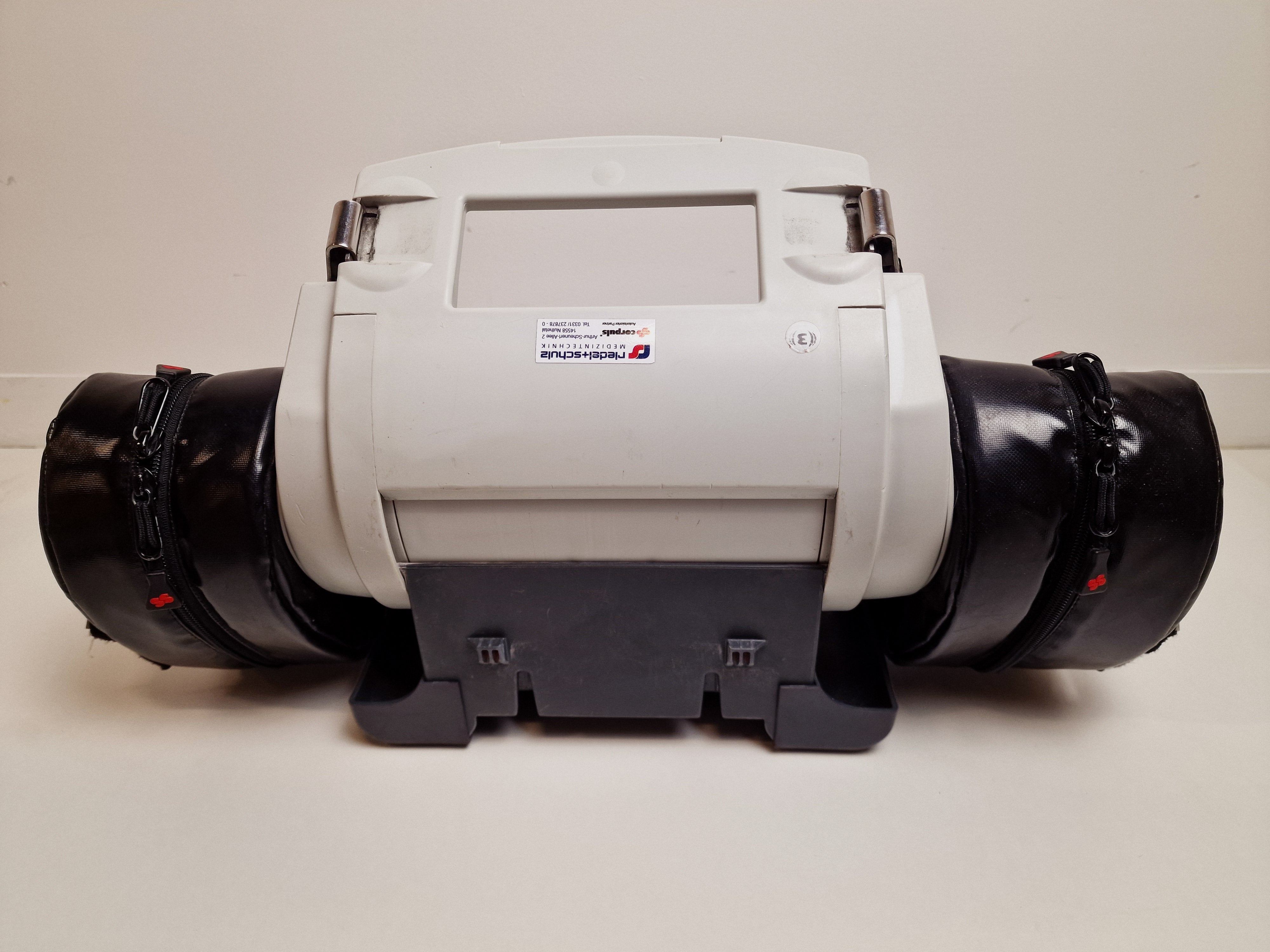 Corpuls³ Defibrillator / Patientenmonitor