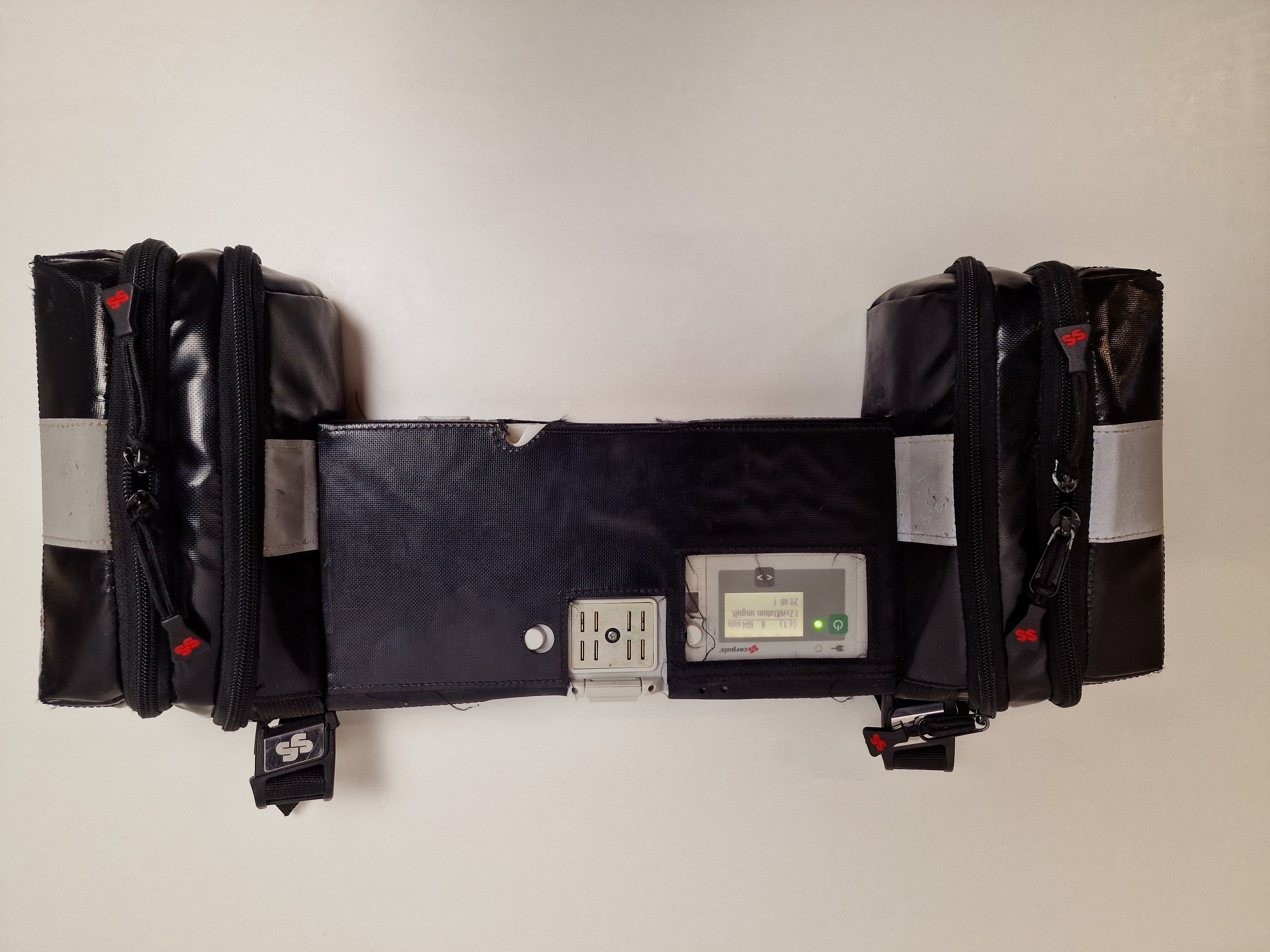 Corpuls³ Defibrillator / Patientenmonitor