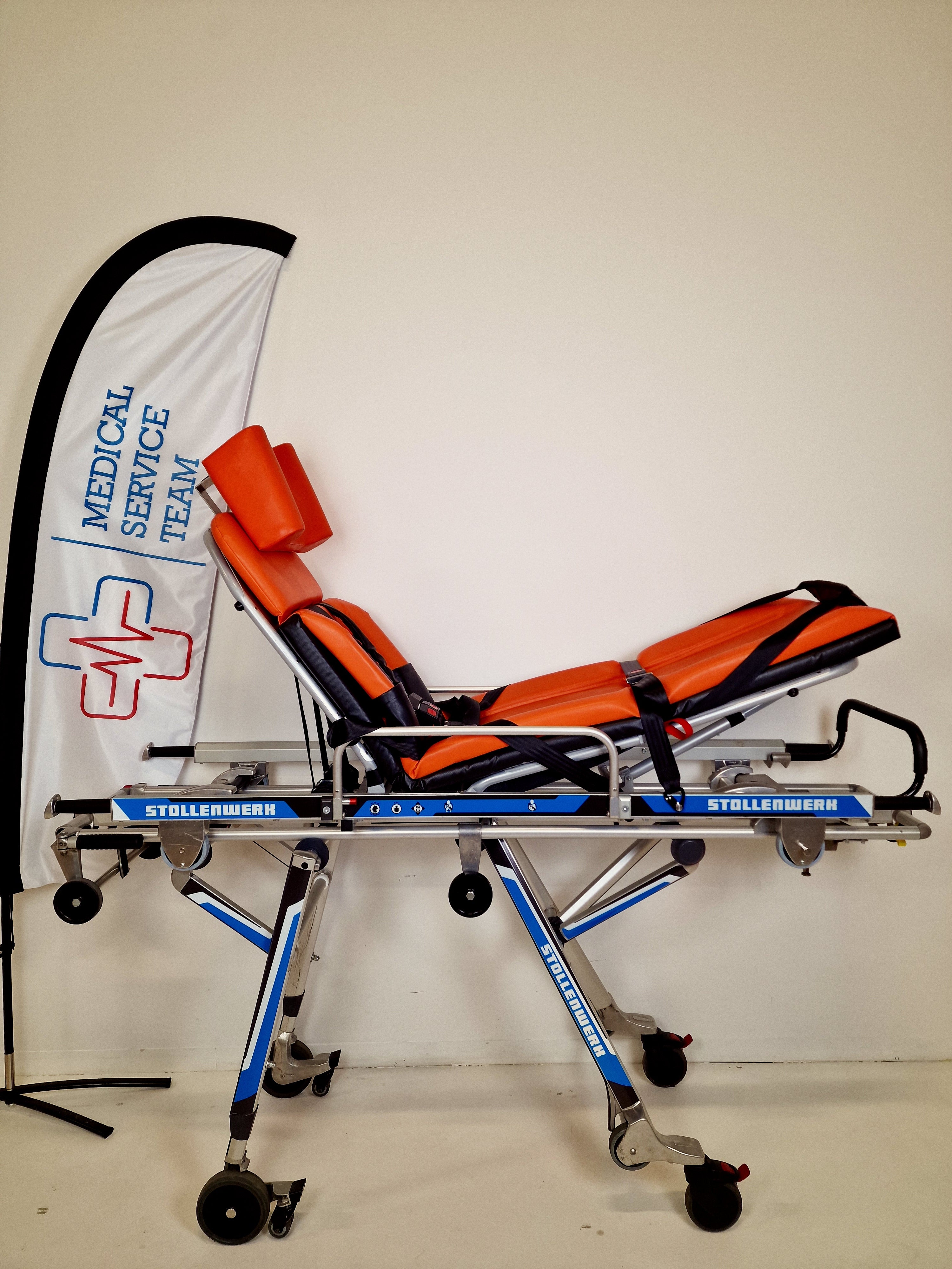 Krankentrage Stollenwerk modell 3006