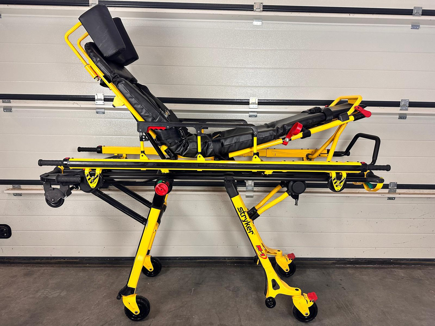 Stryker M1 Rettungstrage – Baujahr 10/2019